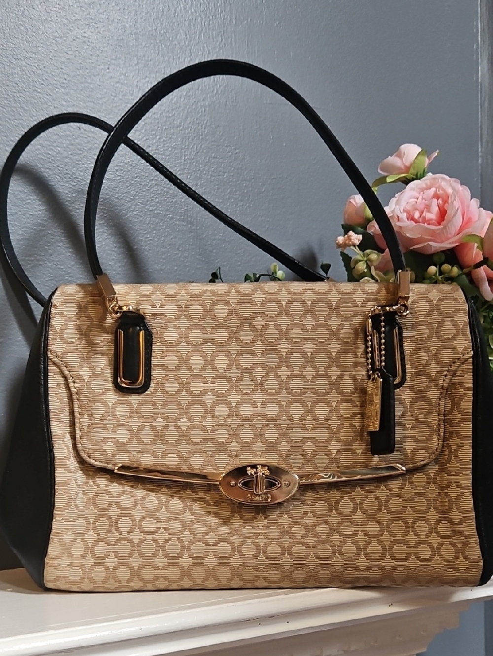 ✨ Y2K Coach Kristin Signature Satchel Crossbody Bag W/ Gold Turnlock/ Hangtags ✨ - Picture 3 of 8
